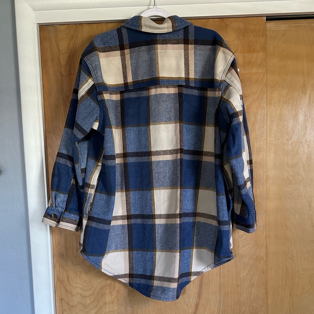 Old Navy Shacket - Picture 4 of 4